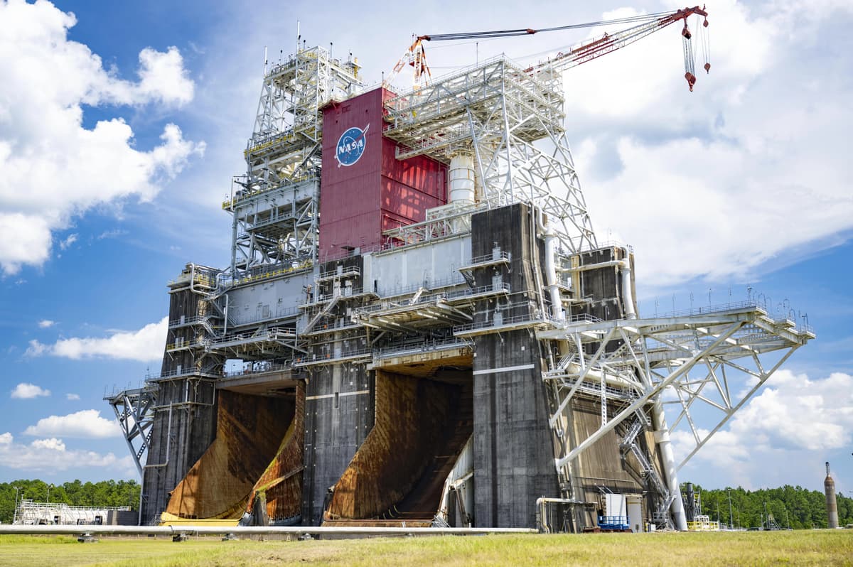 Commercial Rockets Bring New Life to Stennis