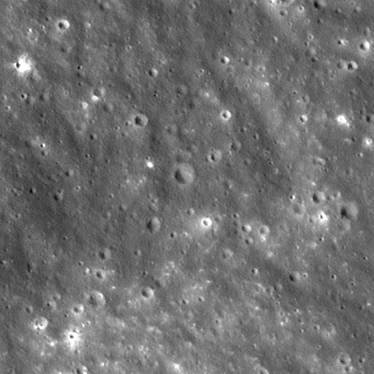 NASA's LRO fotograferer Falcon 9-krater på Månen, får nye detaljer